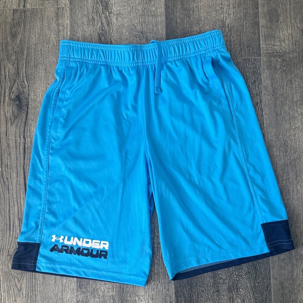 Under Armour Tech Athletic Shorts Large